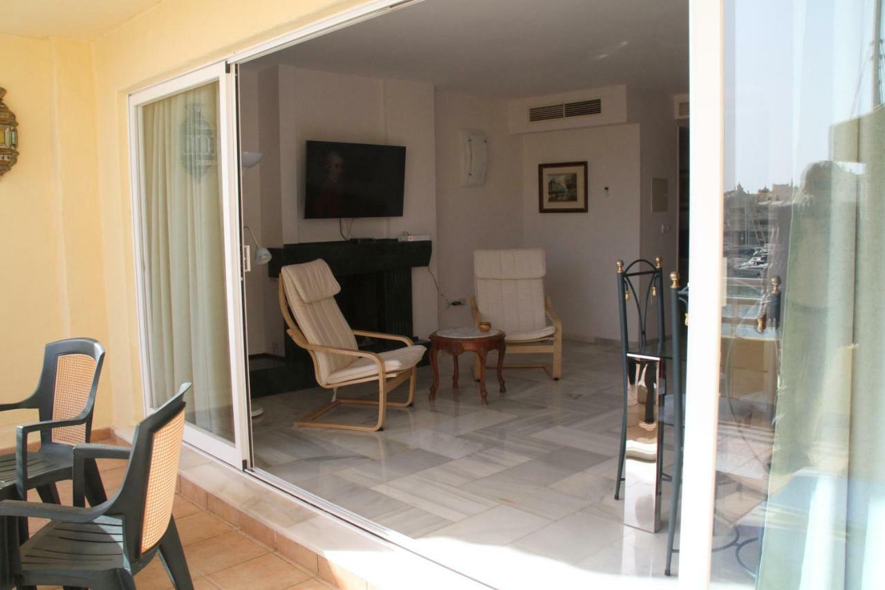 Apartamento En Puerto Marina B32 Benalmadena Bagian luar foto